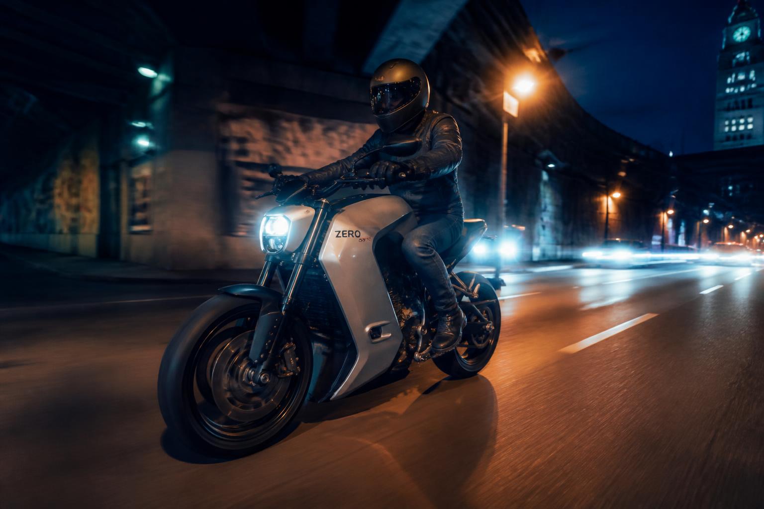 Electric & Hybrid , Zero, LiveWire and the silent future